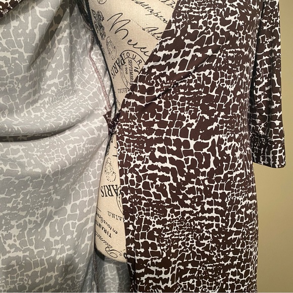 Jacob Wrap Dress With Collar - Picture 3 of 11